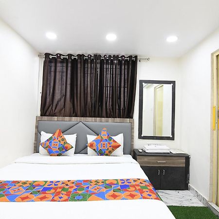 Fabexpress Sr Royale - Nr Sealdah Station Hotel Kolkata Exterior photo